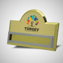 1604 - Metal Yaka İsimlik Bombeli Cepli